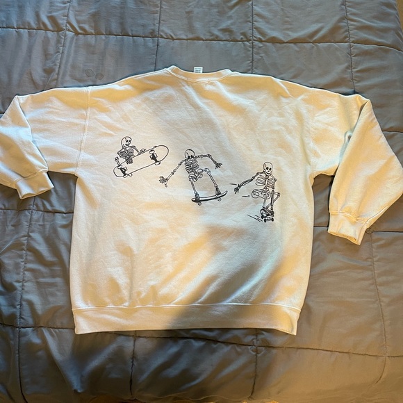 Urban Outfitters Skeleton Crewneck - Picture 4 of 5
